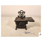 CRESENT SALESMAN SAMPLE COOK STOVE WROUGHT IRON (GARAGE)