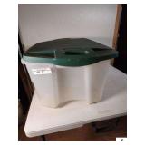 RUBBERMAID TOTE - LARGE AND HEAVY LID (UPSTAIRS)
