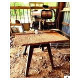 CRAFTSMAN RADIAL SAW 2.5HP APPEARANCE IS GOOD - TABLE IS DETERIORATED - PLUG IN MISSING - CONDITION IS UNKNOWN - 220 VOLTS -