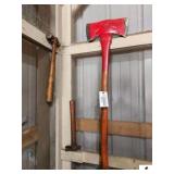 DOUBLE BLADE AXE PAINTED RED - TWO SHOP HAMMERS - (SHED)