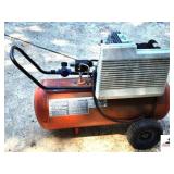 ELECTRIC AIR COMPRESSOR 10.1CFM - 135 PSE - 2.0 HP - 25 GAL - 6.8 SCFM OIL LUBRICATED - (SHED)