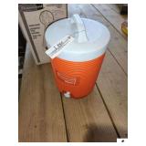 RUBBERMAID GOTT WATER JUG - (IMP. SHED)