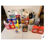 MOTOCRAFT MOTOR OIL SAE 5W-20 SYNTHETIC BLEND - HAVOLINE SAW 30 MOTOR OIL - STA-BIL STORAGE - (2) HEET TREATMENTS - HOWES DIESEL TREAT - VALVOLINE 5W-30 HIGH MILEAGE MOTOR OIL (FULL) - CENEX AUTO GOLD