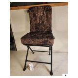 CAMMO HUNTING CHAIR CAMMO CUSHION - SWIVEL BLIND CHAIR - BACK FOLDS DOWN - 300LB CAPACITY - (SHED)