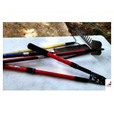 GARDEN HOE FIBERGLASS HANDLE - COBALT SHARP SHOOTER SHOVEL - GARDEN RAKE - (DETATCHED GARAGE)