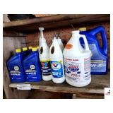 NAPA 10W-30 MOTOR OIL - (6) QUARTS - VALVOLINE 80W-90 GEAR OIL - LUCAS HEAVY DUTY OIL STABILIZER - NAPA 10W-30 MOTOR OIL 1/2 GAL - (ON SHELF BLDG 4)