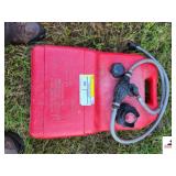QUICKSILVER 6 GALLON GAS TANK WITH HOSE MERCURY CONNECTOR