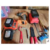 BLACK & DECKER FIRESTORM 12V BATTERY AND CHARGER POWER TOOL BATTERY AND CHARGER-19.6/12V-RIGID DRILL-NO BATTERY-CONDITION UNKNOWN-AIR GAUGE HANDLE (BLDG 4)