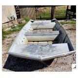 ALUMINUM BOAT - 15