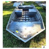 POLARCRAFT ALUMINUM BOAT TWO SPLIT SEATS - ONE REAR SEAT - THREE PEDESTAL BRACKETS-ONE HANDLE MISSING ON THE BACK-CYPRESS POINT RESORT PAINTED ON THE SIDE- TN-16-BD