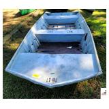 LOWES ALUMINUM BOAT - 15.9