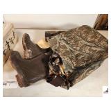 PAIR OF INSULATED CHEST WADERS (SIZE 10)