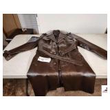 SEARS BROWN OUTER WEAR BROWN COAT WITH LINER  (40R 100% PVC VINYL- FACE & BACK RAYON - ZIP OUT LINER - SEARS MENS STORE - BELT
