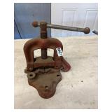 Rigid pipe vise