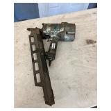 Hitatchi NR83A2 strip nailer 3 1/4
