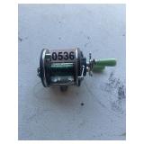 Penn Peer 109 fishing reel green handle