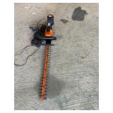 Worx hedge trimmers, 3 batteries and charger