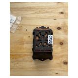 Cast iron match holder
