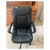 Rolling office chair