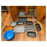 Large assortment of baking pans