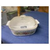 Corning ware 2 quart dish with lid