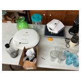 Kitchen lot- see all pics