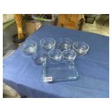 8 clear Pyrex bowls