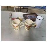 All rooster items pictured