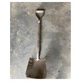 Small shovel