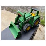 John Deere plastic kids loader