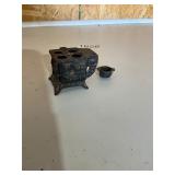 Miniature queen cast iron stove