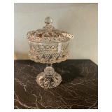Crystal candy dish w/lid