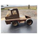 Vintage ERTL metal bob truck