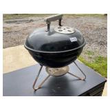 Weber table top charcoal grill