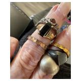 Lot of ladies rings - unmarked