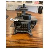 Queen cast iron salesman sample stove