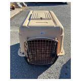 Mid size portable dog crate