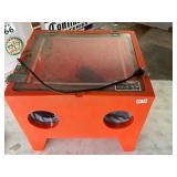 Central pneumatic bead blast cabinet