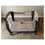 Graco pack n play baby Pen