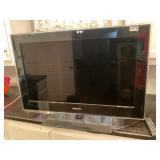 Samsung 32ï¿½ tv with remote