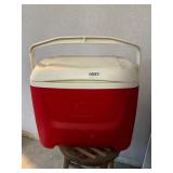 Red igloo cooler