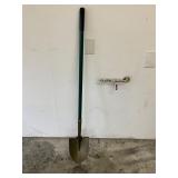 Round shovel working tool