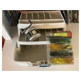 Shimsno Fishing reel, baits and tackle box