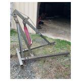 Engine / cherry picker hoist