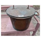 Hammered copper pot with lid
