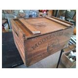 Moose Head Beer wooden crate with lid