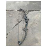 Right hand compound bow