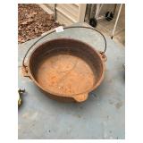 Cast iron Dutch oven bottom