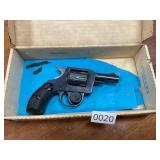 H & R model 929 - 8 shot .22 lr revolver