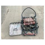 Climbing deer stand and chain on stand